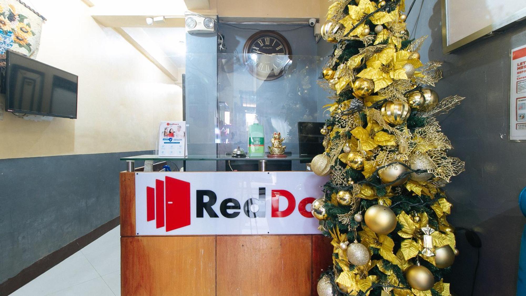 Reddoorz At V-Cat Apartelle Sampaloc Manilla Buitenkant foto