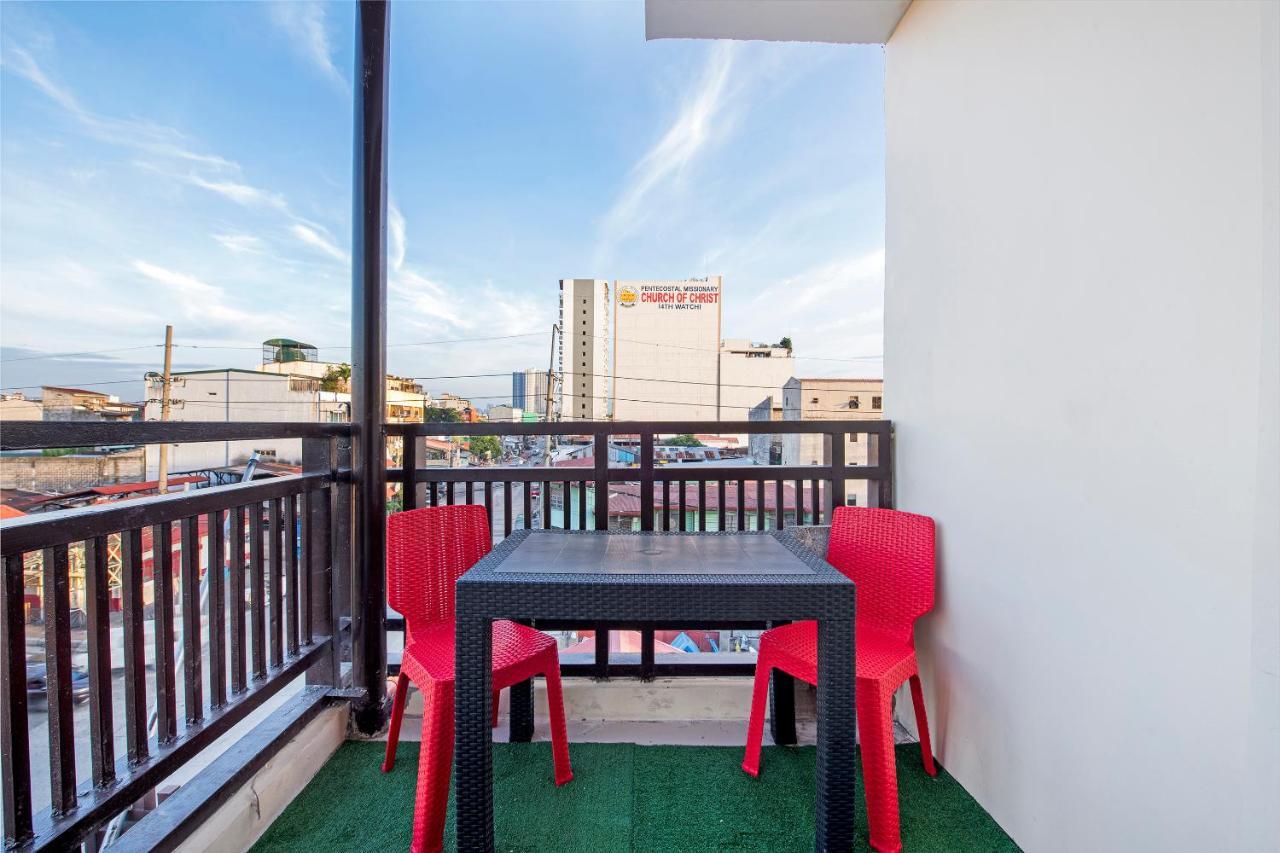 Reddoorz At V-Cat Apartelle Sampaloc Manilla Buitenkant foto
